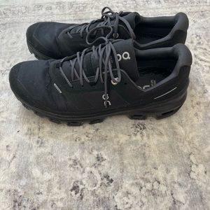 OnCloud waterproof Cloudventure sneakers